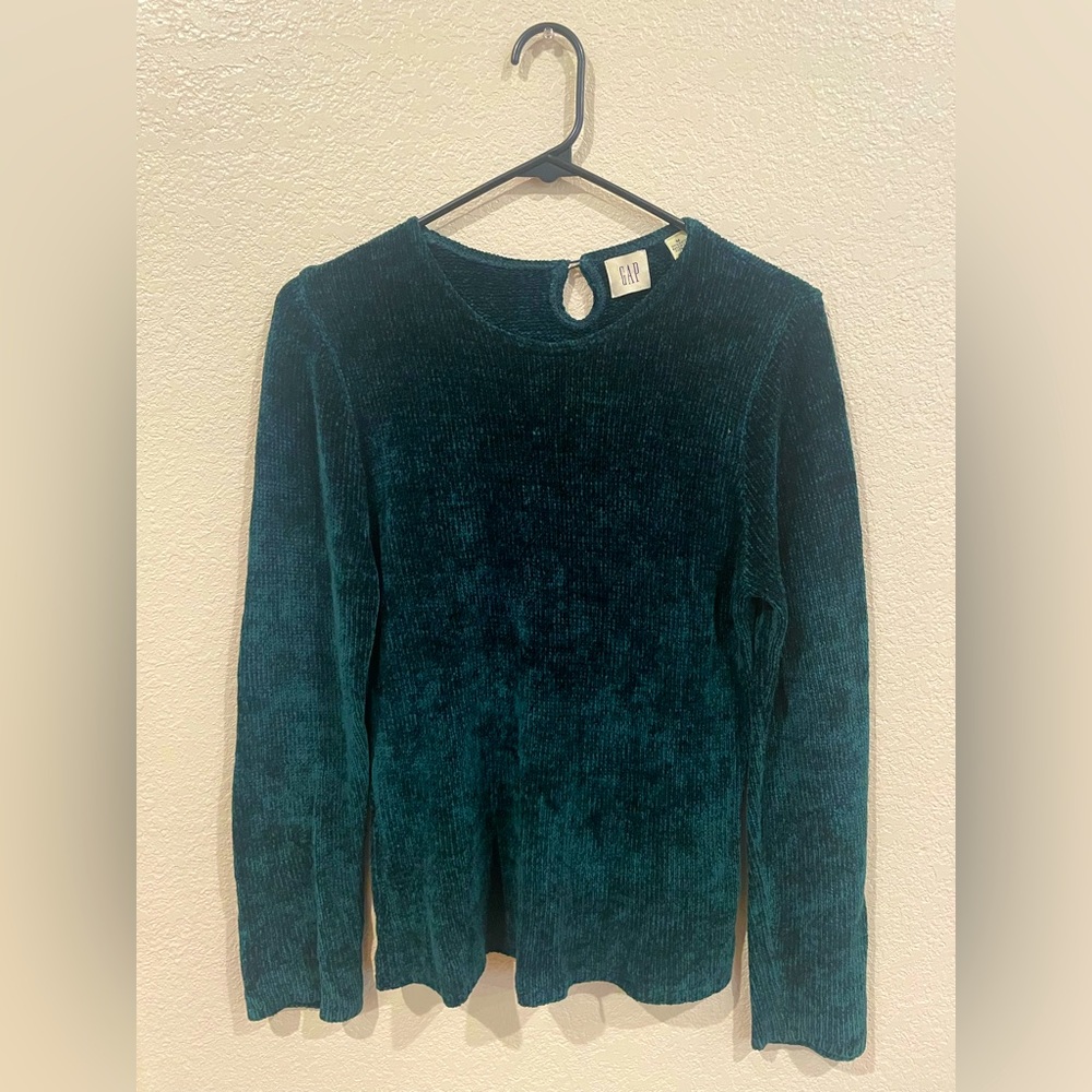Woman’s Green Gap Sweatshirt- Medium